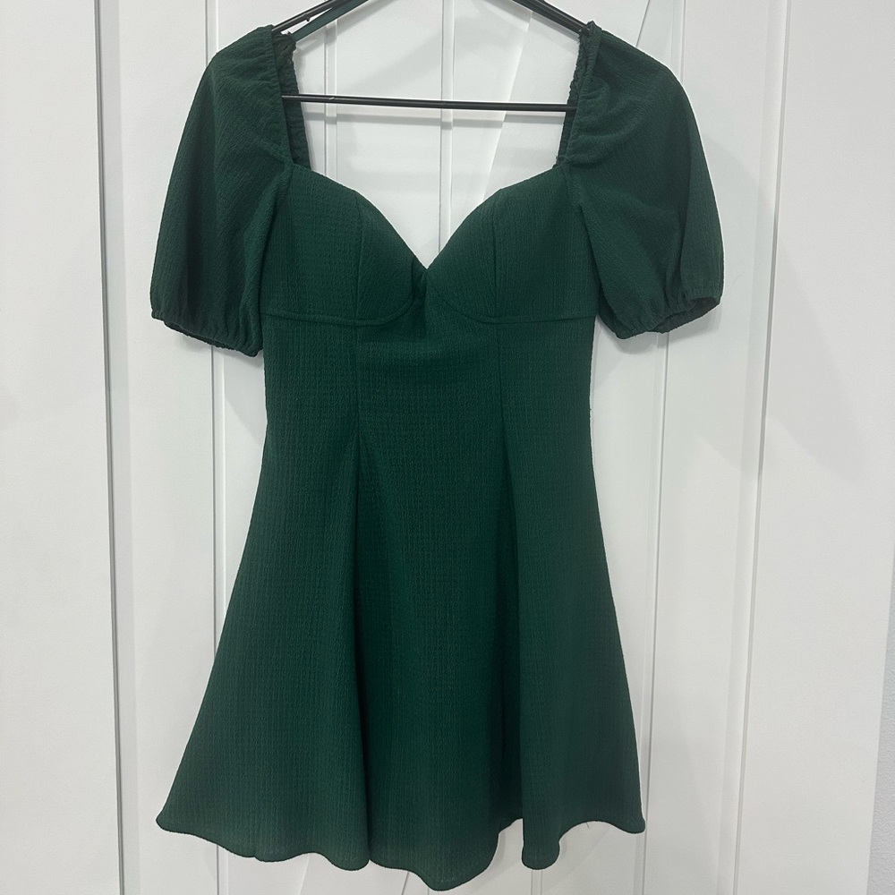 Stylish‎ Forest Green Mini Dress with Puff Sleeves from City Vibes size Small